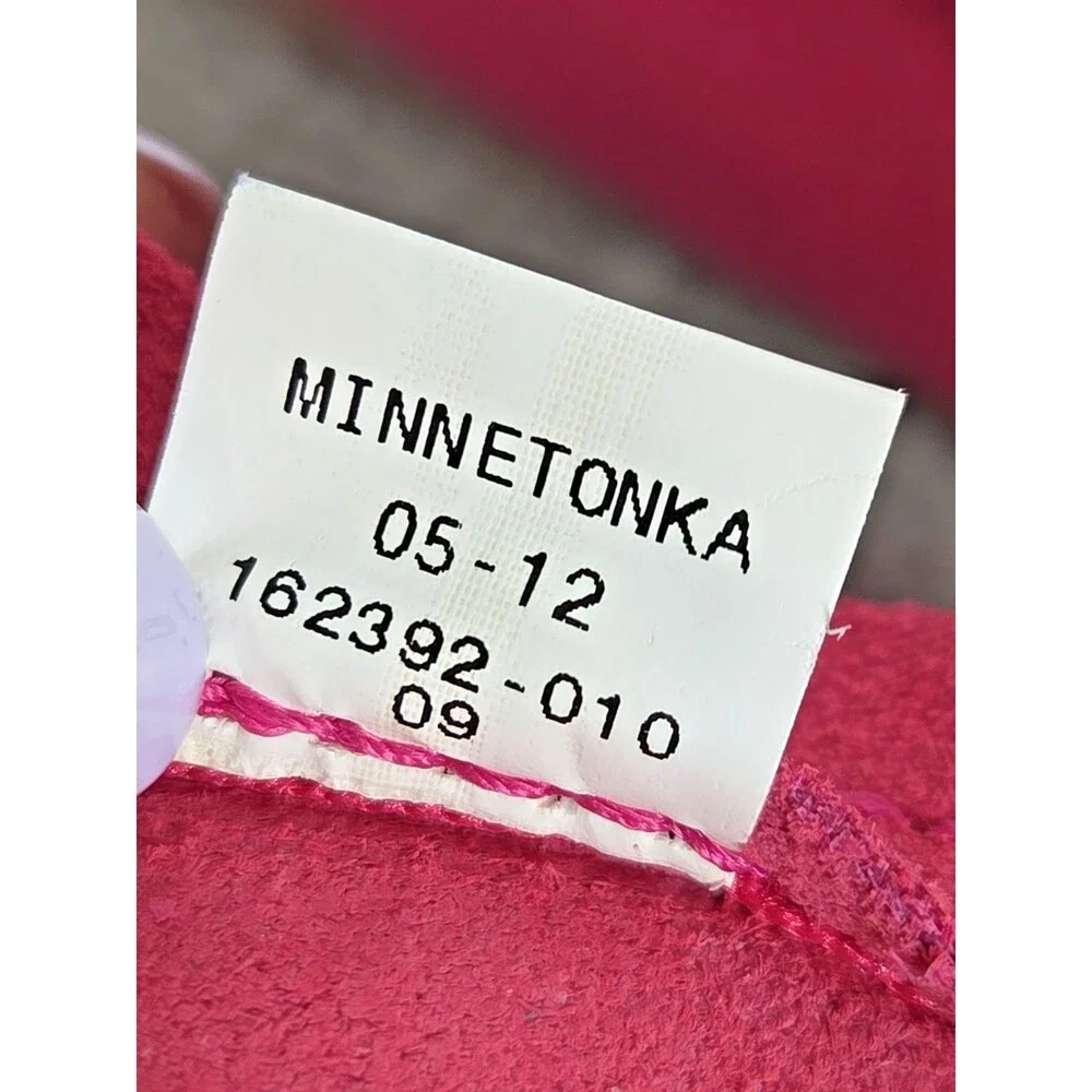 NEW Minnetonka 3 Layer Fringe Boots Girls 12 Pink Leather Suede Moccasin Barbie